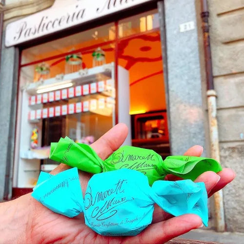 Amaretto Macaron